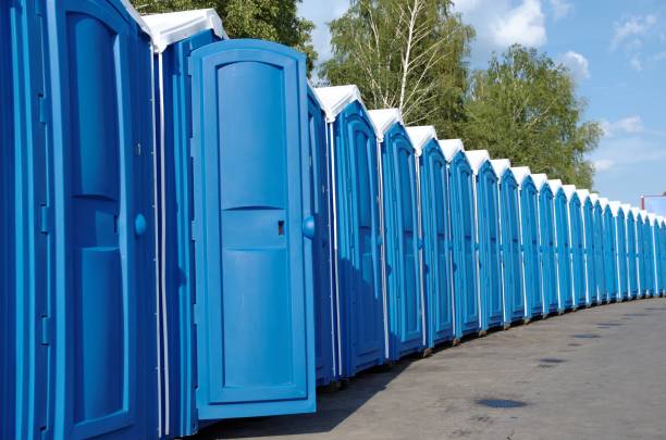 Porta potty delivery and setup in Roseburg, OR